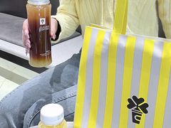 -四叶咖咖啡(昆明恒隆PRO店)