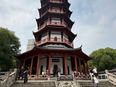 -绳金塔