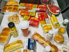 -皇冠幸福里动物奶油生日蛋糕(万达店)