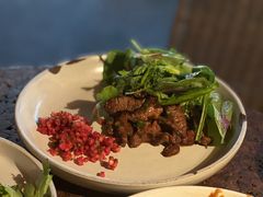 炭烤牛肉-毛辣果·酸