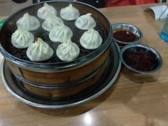 -清真老铁家灌汤包