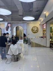 -虫二·专注健康烫染沙龙