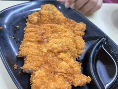-莱莱小笼·乔艾