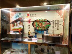 自助取餐区-烤肉季饭庄