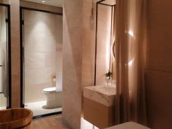 -苑苑vbeauty科技美容SPA