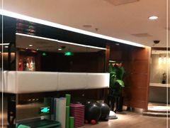 -上海龙之梦万丽酒店游泳池