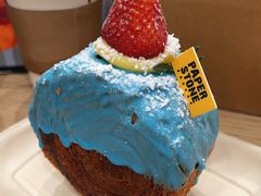 冬日蓝调草莓车轮-PAPER STONE BAKERY(天汇广场店)