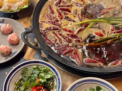-黄潇洒老火锅(九眼桥宏济巷店)