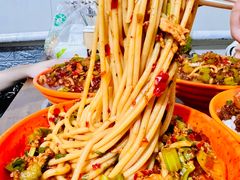 -玲玲米粉·新疆现炒米粉(大十字总店)