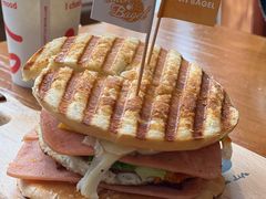 -Catch Bagel(芳草地店)