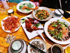 -老滇山寨•云南特色菜•地方菜•民族风情歌舞表演(金碧店)