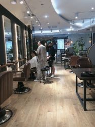 -意廊 Hair Salon