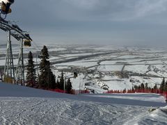-丝绸之路山地度假区滑雪场