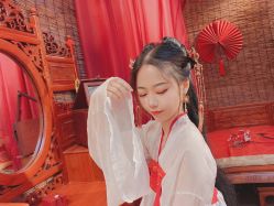 -汉仪华裳汉服馆(打浦桥店)