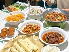 -绿草地·湘菜(7mall店)