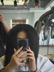 -镁连社·美联社