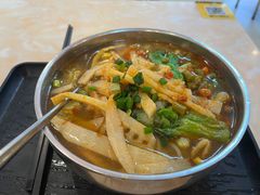 -卓雅桂林米粉