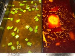 -老牌坊云南鱼豆花火锅(嵩山店)
