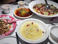 -江渔儿酸菜鱼(万科东荟城店)