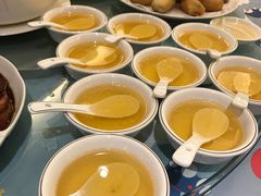 -永恒朗悦酒店(广西大学地铁站大学东路万达广场店)