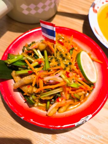 如果在这附近可以去打个卡,如果离的远就没必要的