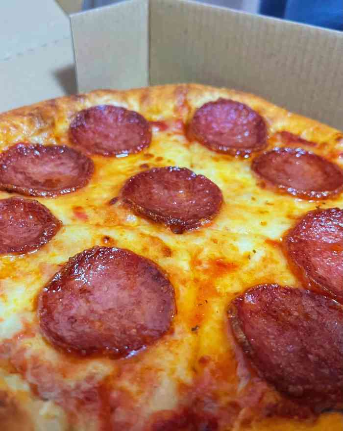 叫板比萨gung ho(三里屯店)-"点评找到的,性价比高,口味好披萨点的白.