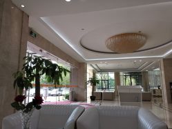 -艾博尔医院