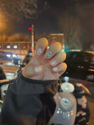 -丽心自助美甲美睫