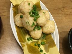 章丘大葱丸子-海派美食·家宴海鲜青岛菜·石锅鲽鱼头(东方城店)