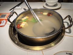 -牛人日志·鲜牛肉骨汤火锅(万科里瑧店)