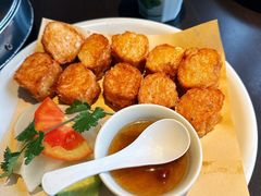 -大头虾越式风味餐厅(光明广场店)