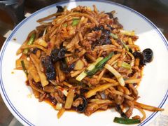 -房县土本味土鸡汤特色餐厅(沌口店)