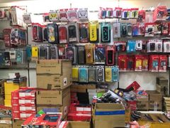 -上海南东电玩(上海置地广场周大福店)