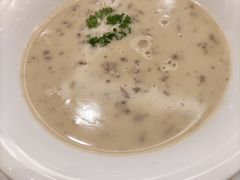 奶油蘑菇汤-萨莉亚意式餐厅(上下九店)