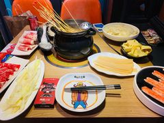 -尚品小土屋涮毛肚(李沧万达店)
