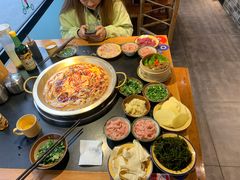 -王婆乔鲜鱼自助火锅(蜀汉路店)
