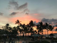 -Sunset Bar(丹绒亚路香格里拉店)