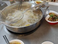 -官塘陈记鱼生·潮汕砂锅粥·牛肉火锅(潮枫路总店)