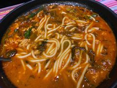 -香巴拉云南餐厅(华莱坞店)