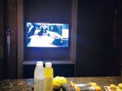 -唛客疯量贩式KTV(金飞达广场店)