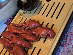 -肥肥虾庄·金牌油焖大虾(杨园滨江时代walk店)