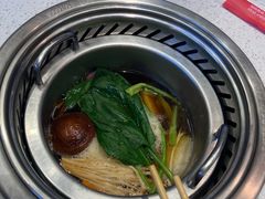 -龍歌自助小火锅(市北CBD万达店)