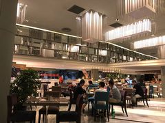 -上海滴水湖皇冠假日酒店