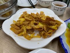 -赵氏牛肉罩火烧
