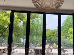 -J Create城市露营咖啡·简餐·宠物(上海动物园店)