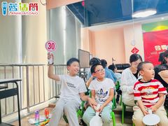 -蓝话筒·少儿成人演讲口才·主持朗诵·戏剧表演(大华第一坊店)