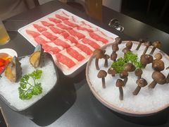 -鲜入唯煮·港式海鲜牛肉火锅(金宝街店)