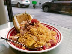 泰式菠萝海鲜炒饭-星發茶餐厅(小梅大街店)