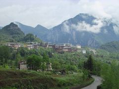 -鹿院坪生态旅游景区