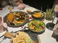 -静香HOUSE·全时段融合餐厅(七星欢乐颂店)